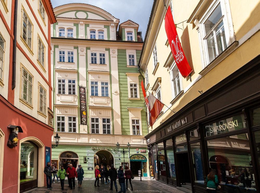 Karlova 25 * Praga