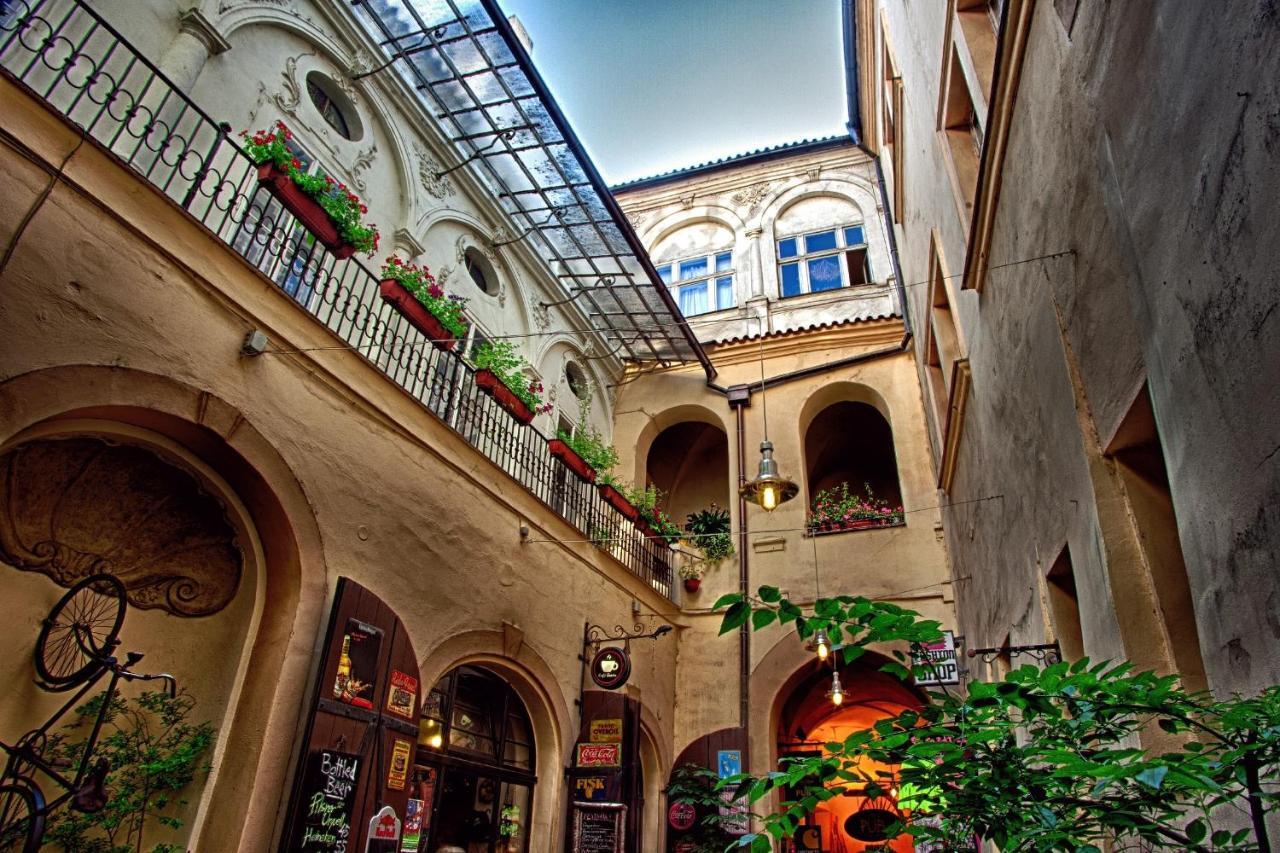 Karlova 25 Praga